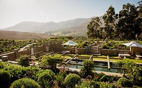 Stanford Valley Country Lodge